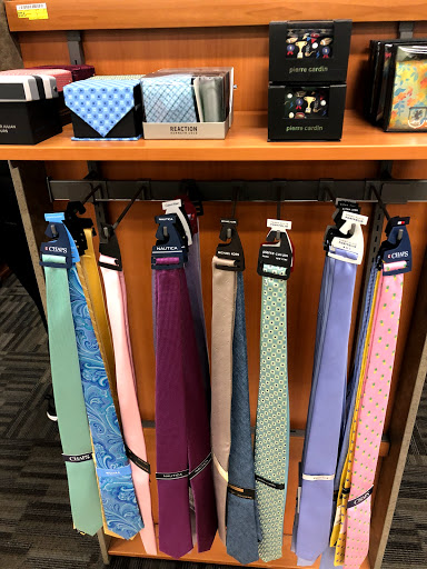 Clothing Store «Burlington Coat Factory», reviews and photos, 80 Boston Post Rd, Orange, CT 06477, USA