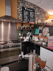 Atmosphère du Restaurant Maison Bleue cafe et coworking à Lablachère - n°19