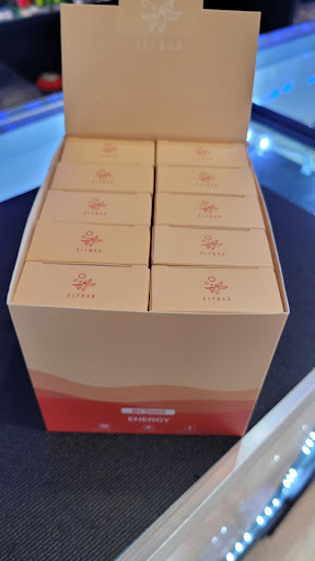 Vaporizer Store «Zee Vapor and Tobacco», reviews and photos, 6325 Dempster St, Morton Grove, IL 60053, USA