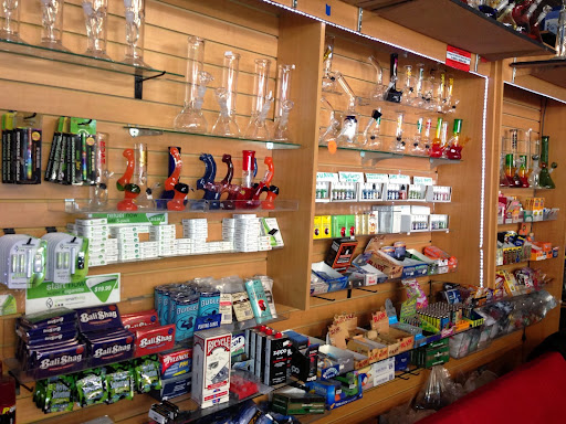Tobacco Shop «Xhale smoke shop», reviews and photos, 635 C St, San Diego, CA 92101, USA