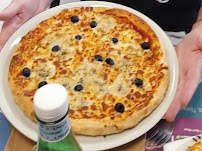 Plats et boissons du Pizzeria PIZZA VILLAGE -Tôtes à Totes - n°18