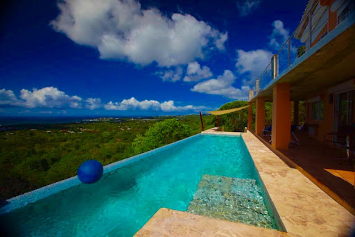 Vieques Vacation rental agent image 2