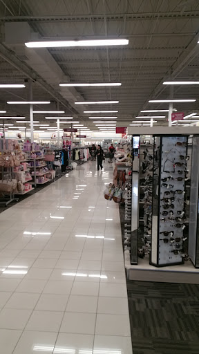 Clothing Store «Burlington Coat Factory», reviews and photos, 480 Boston Rd, Billerica, MA 01821, USA