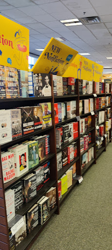 Book Store «Barnes & Noble», reviews and photos, 3400 Forest Dr, Columbia, SC 29204, USA