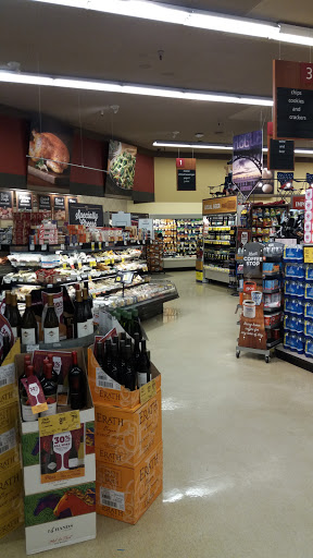 Grocery Store «Safeway», reviews and photos, 2220 N Coast Hwy, Newport, OR 97365, USA