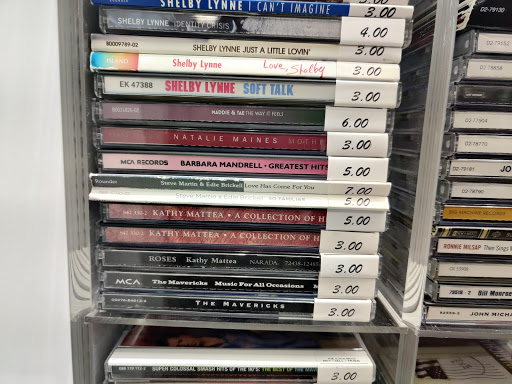 Collectibles Store «The Exchange», reviews and photos, 1545 W River Rd N, Elyria, OH 44035, USA