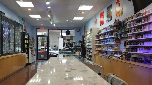 Tobacco Shop «Smoke shop», reviews and photos, 34 Nassau Blvd, Garden City, NY 11530, USA