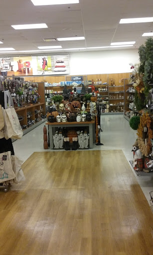 Department Store «T.J. Maxx», reviews and photos, 100 Granite St, Quincy, MA 02169, USA