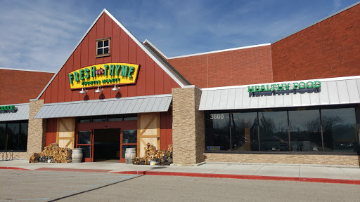 Grocery Store «Fresh Thyme Farmers Market- Bloomington IN», reviews and photos, 3600 W 3rd St, Bloomington, IN 47404, USA