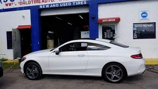 Mercedes Benz Dealer «Mercedes-Benz Manhattan», reviews and photos, 770 11th Ave, New York, NY 10019, USA