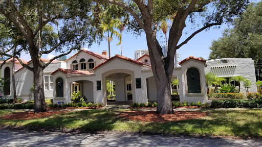 Funeral Home «Fred Hunter Funeral Home», reviews and photos, 718 S Federal Hwy, Fort Lauderdale, FL 33316, USA