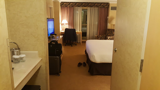 Hotel «DoubleTree by Hilton Irvine Spectrum», reviews and photos, 90 Pacifica, Irvine, CA 92618, USA