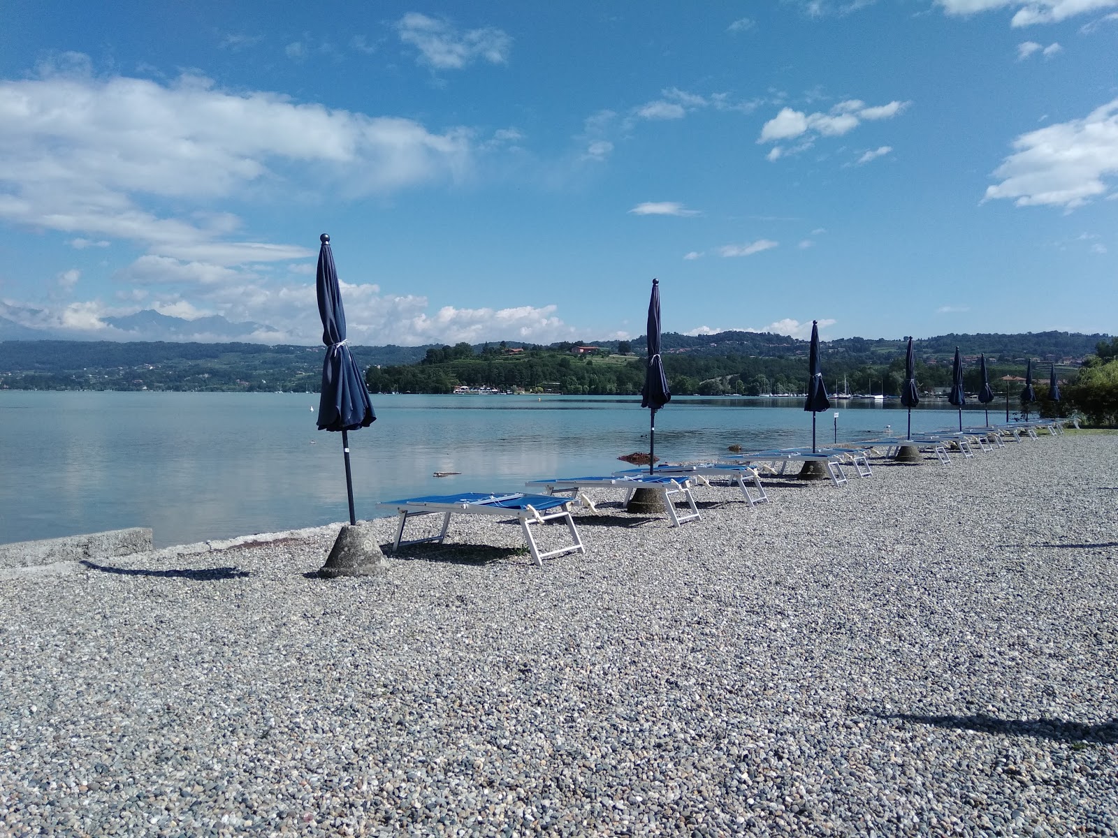 Fotografija Lido Club Lac et Soleil z modra voda površino