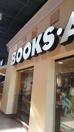 Book Store «Books-A-Million», reviews and photos, 5900 Sugarloaf Pkwy #321, Lawrenceville, GA 30043, USA