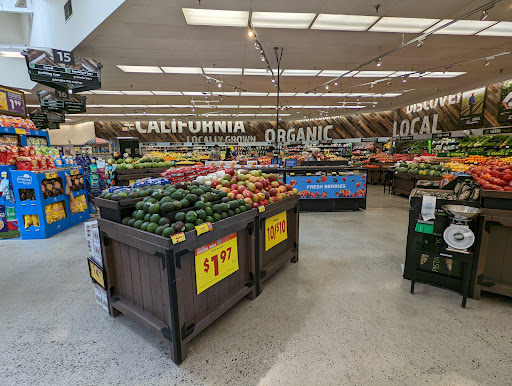 Grocery Store «Ralphs Fresh Fare», reviews and photos, 31481 Santa Margarita Pkwy, Rancho Santa Margarita, CA 92688, USA