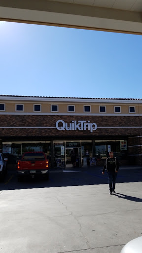 Gas Station «QuikTrip», reviews and photos, 2010 S Arizona Ave, Chandler, AZ 85286, USA