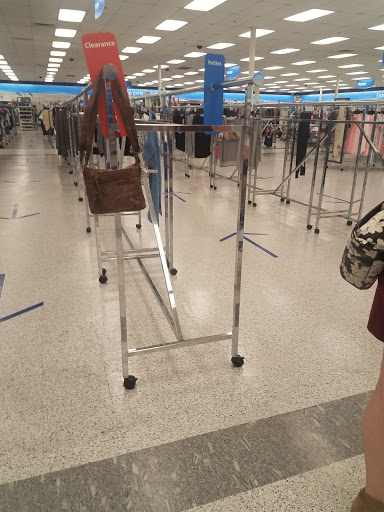 Clothing Store «Ross Dress for Less», reviews and photos, 1711 W Loop 281, Longview, TX 75604, USA