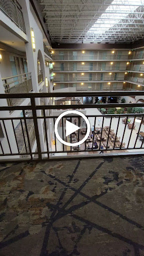 Hotel «Embassy Suites by Hilton Seattle North Lynnwood», reviews and photos, 20610 44th Ave W, Lynnwood, WA 98036, USA