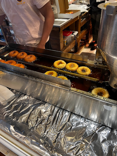 Donut Shop «Glazed Over Donuts», reviews and photos, 315 Main St, Beacon, NY 12508, USA