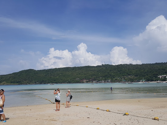 Yipsi Beach