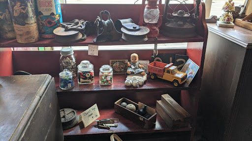 Antique Store «Shop 501 & Company», reviews and photos, 3235 Chaska Blvd, Chaska, MN 55318, USA