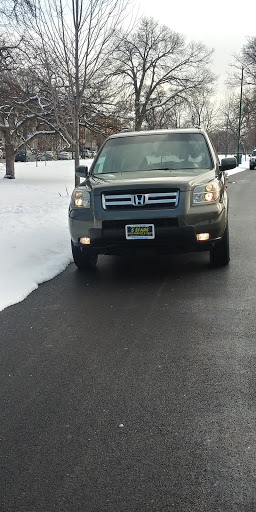 Auto Repair Shop «5 Star Auto Service And Sales», reviews and photos, 7446 N Clark St, Chicago, IL 60626, USA