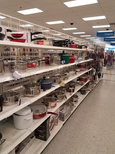 Clothing Store «Ross Dress for Less», reviews and photos, 2327 Street Rd, Bensalem, PA 19020, USA