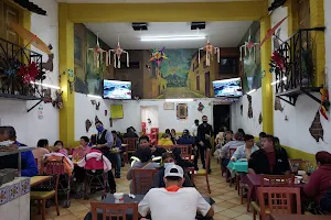 Mi Tierra Restaurante image