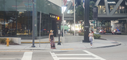 Shopping Mall «The Shops at Mary Brickell Village», reviews and photos, 901 S Miami Ave, Miami, FL 33130, USA