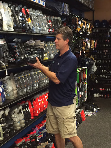 Sporting Goods Store «Play It Again Sports Waltham», reviews and photos, 108 River St, Waltham, MA 02453, USA