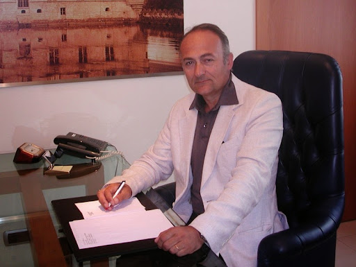 Prof. Carlo Grassi Specialista in Rinoplastica - Sede Milano