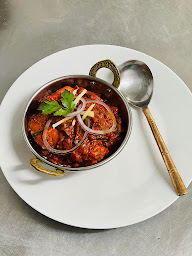 Photo n°17 de NEW DELHI à Bourg-lès-Valence ()