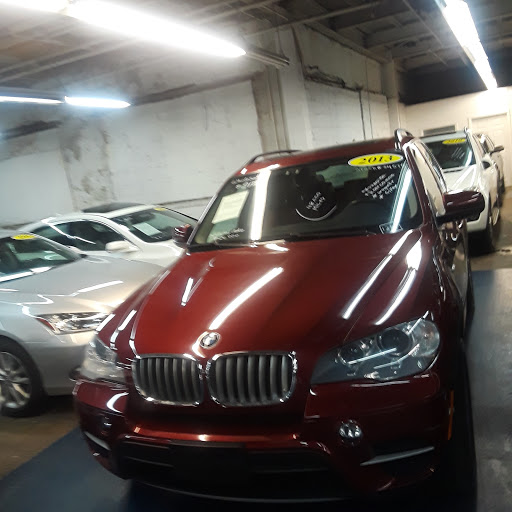 Used Car Dealer «Federal Auctioneers», reviews and photos, 110 E 138th St, Bronx, NY 10451, USA