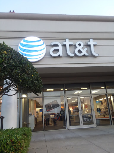 Cell Phone Store «AT&T», reviews and photos, 232 Meyerland Plaza, Houston, TX 77096, USA
