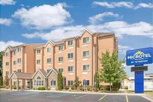 Microtel Inn & Suites by Wyndham Tuscumbia/Muscle Shoals image