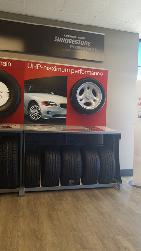 Tire Shop «Firestone Complete Auto Care», reviews and photos, 801 Barrington Rd, Hoffman Estates, IL 60169, USA