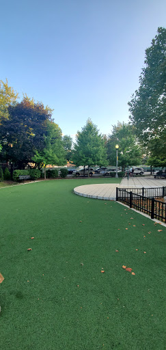 Park «Margaret Donahue Park», reviews and photos, 1230 W School St, Chicago, IL 60657, USA