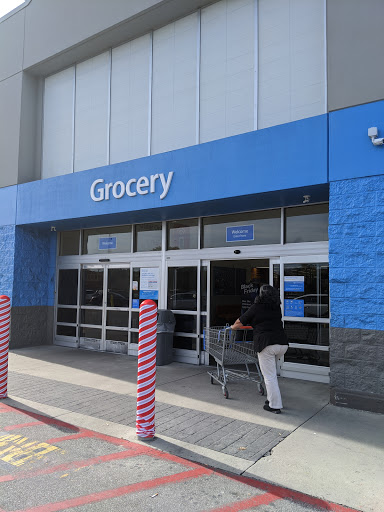 Department Store «Walmart Supercenter», reviews and photos, 340 Norman Dr, Valdosta, GA 31601, USA