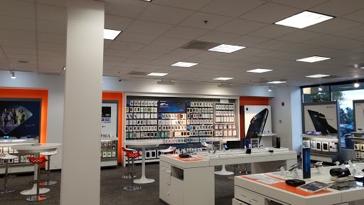 Cell Phone Store «AT&T», reviews and photos, 14401 E Bayaud Ave a, Aurora, CO 80012, USA