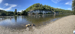 Plage Bac De Sors'in fotoğrafı dağlarla çevrili