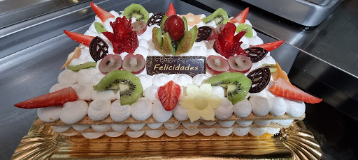 Panadería - Pastelería Leiva en Encinas Reales, Córdoba