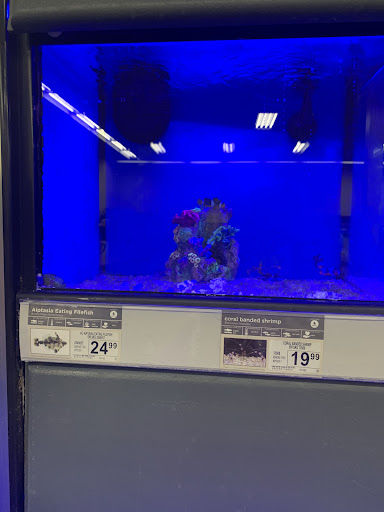 Pet Supply Store «Petco Animal Supplies», reviews and photos, 6805 Mills Civic Pkwy #140, West Des Moines, IA 50266, USA