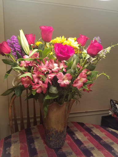 Florist «Lyndhurst Florist», reviews and photos, 5268 Mayfield Rd, Lyndhurst, OH 44124, USA