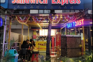 Sandwich Express image