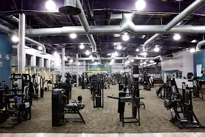 Gold's Gym image