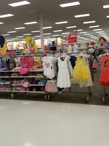 Department Store «Target», reviews and photos, 3101 Jefferson Davis Hwy, Alexandria, VA 22305, USA