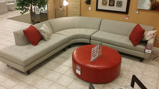Furniture Store «Raymour & Flanigan Furniture and Mattress Store», reviews and photos, 100 Highland Ave, Seekonk, MA 02771, USA