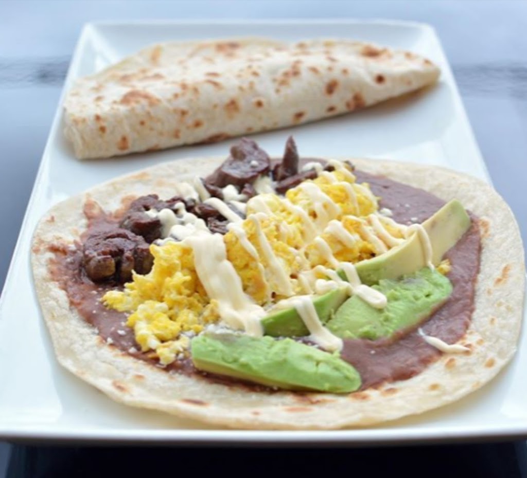 El Buen Gusto Deli 11801