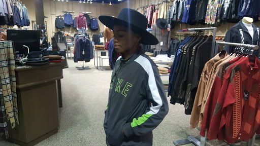 Shopping Mall «Eastland Center», reviews and photos, 18000 Vernier Rd, Harper Woods, MI 48225, USA