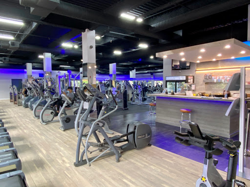 Gym «Intoxx Fitness - Grasmere», reviews and photos, 2071 Clove Rd, Staten Island, NY 10304, USA